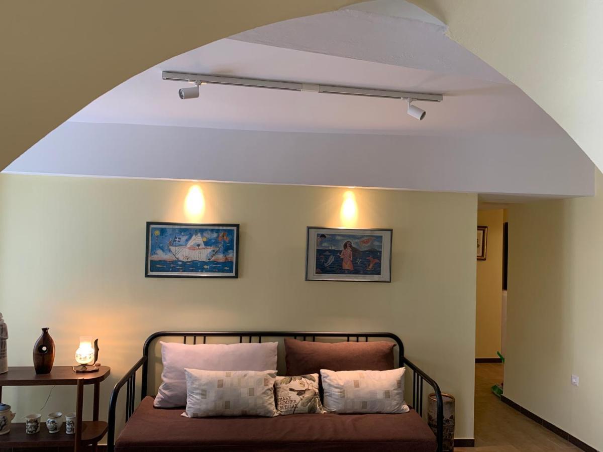Captain'S House Plaka Milos Villa Ngoại thất bức ảnh